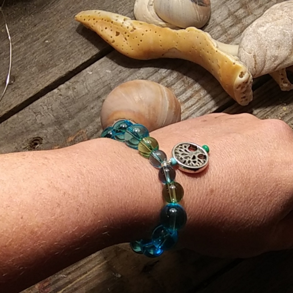 NWT Handmade 12mm Bead Tree of Life Bracelet - Picture 1 of 4